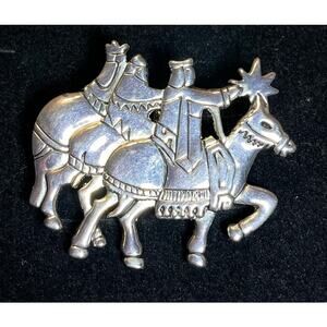 Three Wise Men Brooch Pendant MJ Signed Christmas Nativity Silver Tone Jewelry